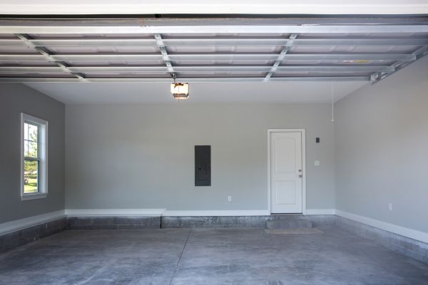 Cost of Garage Floor Installation in Tyler