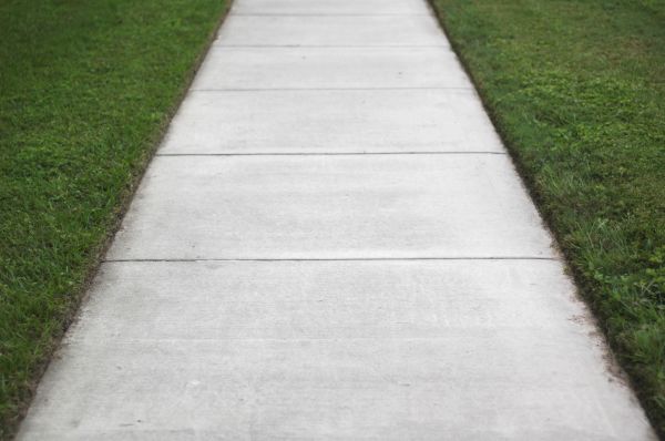 Cost of Concrete Walkway Replacement in Tyler